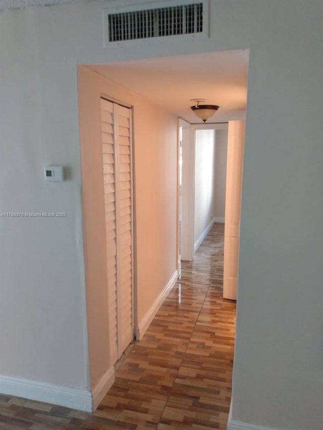 5 of 14 - 494 Nw 165th St Rd C-102, Miami, FL