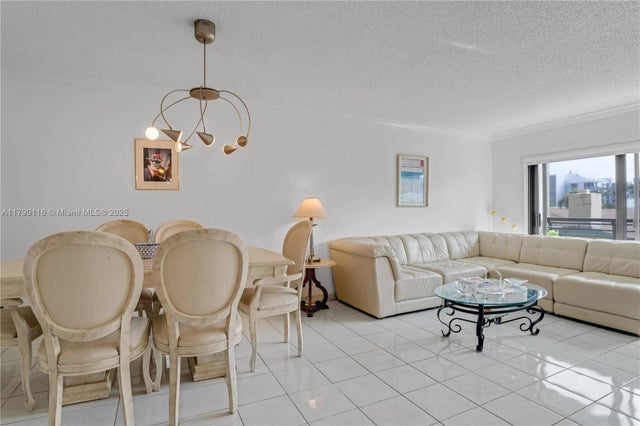 4 of 73 - 7801 Abbott Ave 302, Miami Beach, FL