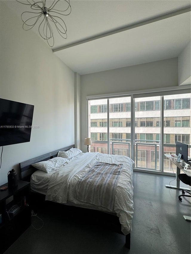 3 of 22 - 253 Ne 2nd St 324, Miami, FL