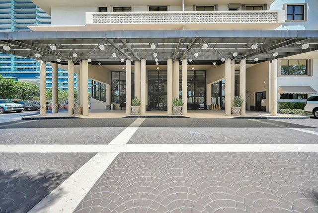 2 of 32 - 10185 Collins Ave 1003, Bal Harbour, FL