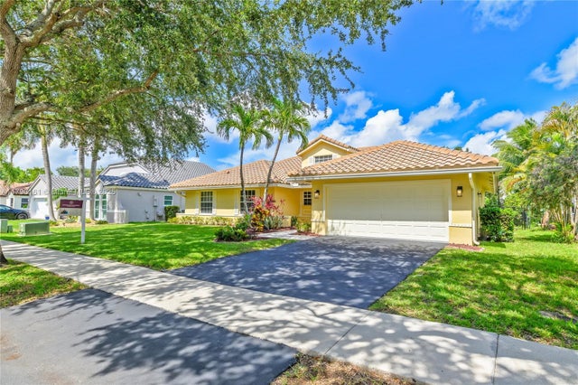 2 of 45 - 3562 W Southern Orchard Rd W, Davie, FL