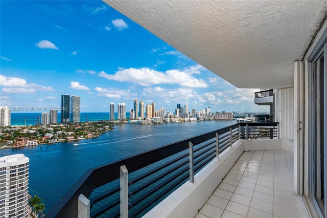 2 of 29 - 3530 Mystic Pointe Dr Lph14, Aventura, FL