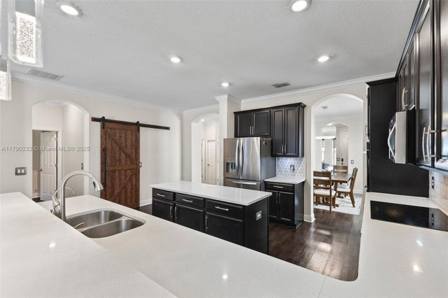 4 of 51 - 3138 Twin Shore Lane, Orlando, FL