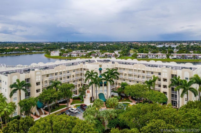 4 of 47 - 10730 Nw 66 101, Doral, FL