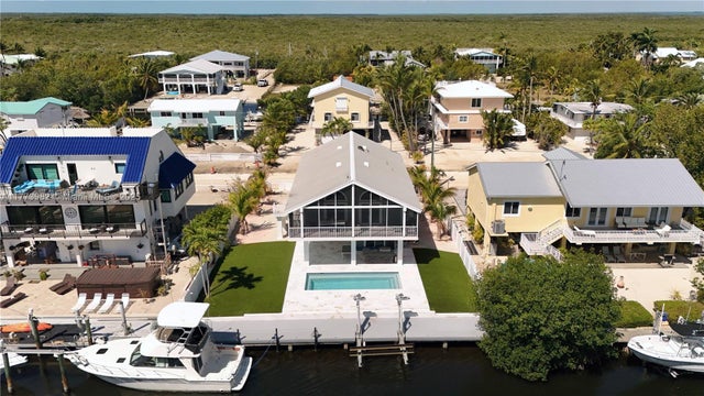 4 of 10 - 1020 Adams Dr, Key Largo, FL
