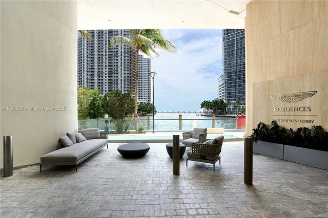 5 of 10 - 300 Biscayne Blvd Way 1102, Miami, FL
