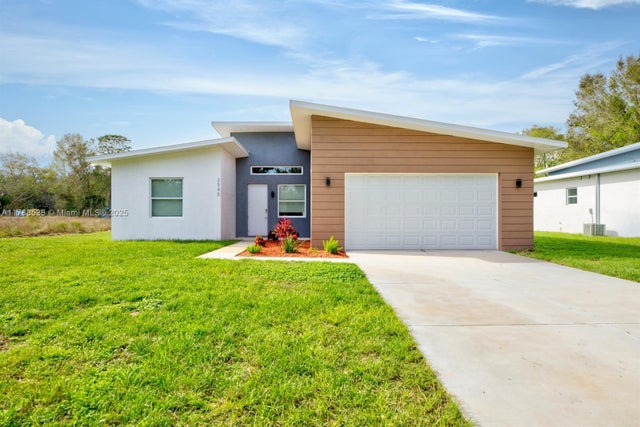 1 of 31 - 2545 N Odessa Rd, Avon Park, FL