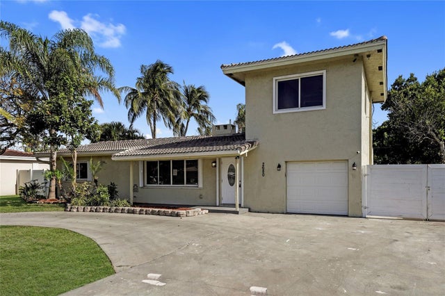 2 of 37 - 2680 Ne 22nd Ct, Pompano Beach, FL