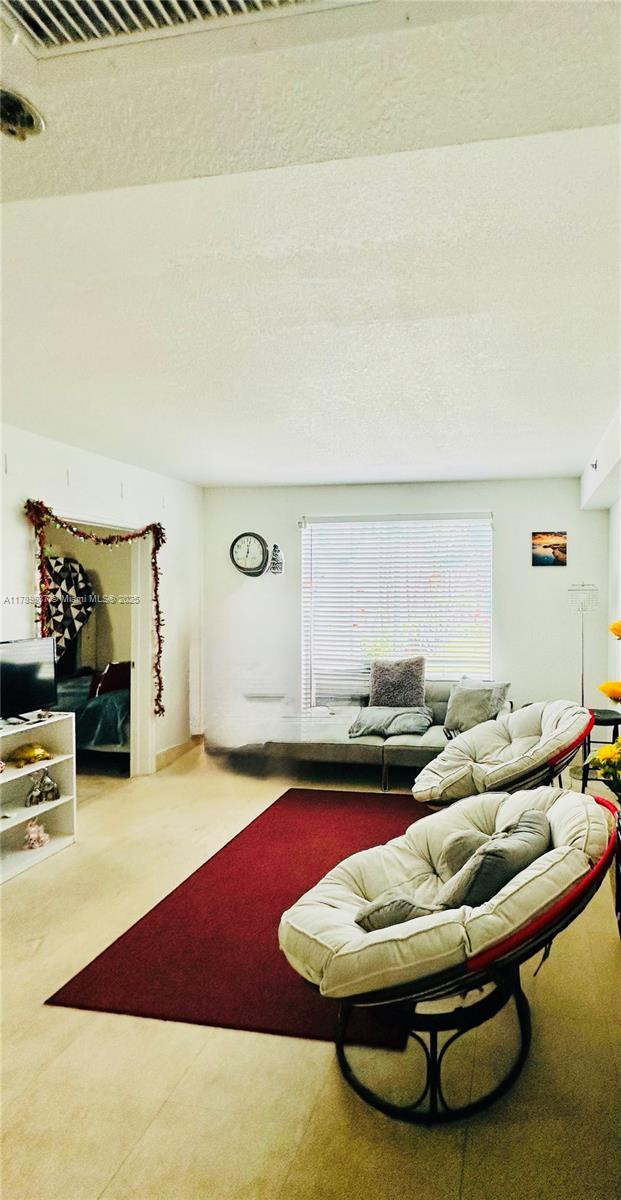 5 of 27 - 1300 Pennsylvania Ave 109, Miami Beach, FL