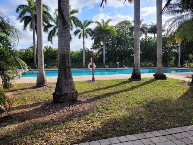 4 of 6 - 9360 Fontainebleau Blvd 208, Miami, FL