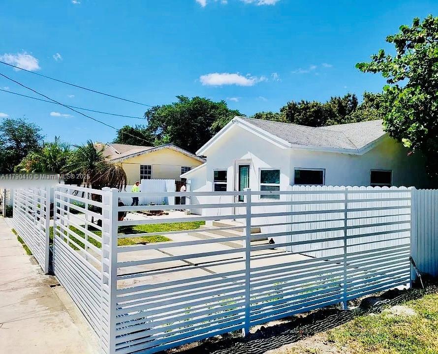 1945 Nw 51 St Ter, Miami