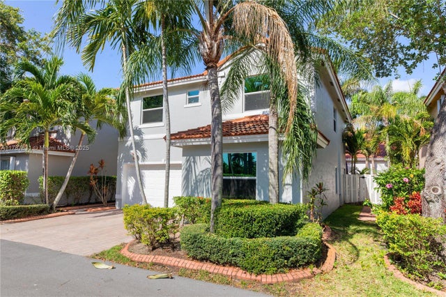 2 of 48 - 920 Scarlet Oak Ter, Hollywood, FL