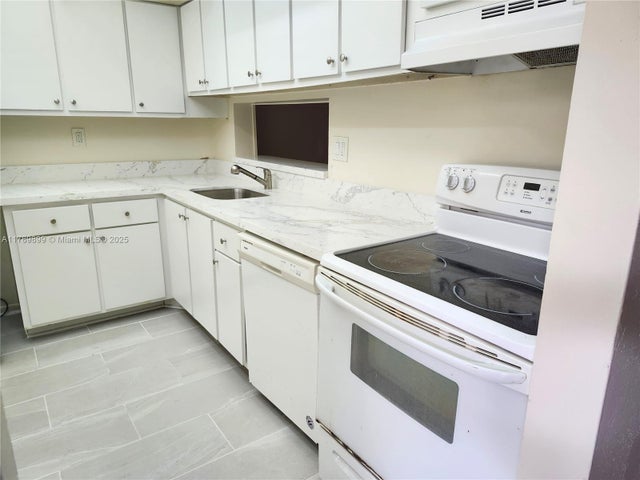 2 of 16 - 8520 Sw 133rd Ave Rd 415, Miami, FL