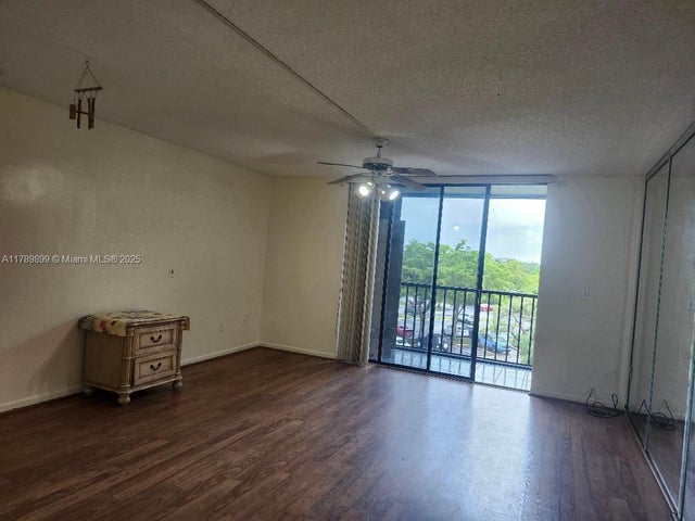 4 of 16 - 8520 Sw 133rd Ave Rd 415, Miami, FL