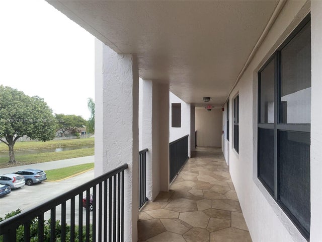 1 of 20 - 10360 Nw 30th Ct 303, Sunrise, FL