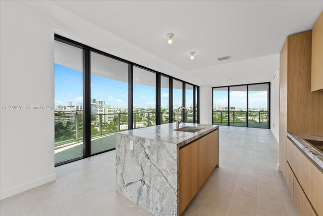 5 of 69 - 500 Alton Rd 1105, Miami Beach, FL