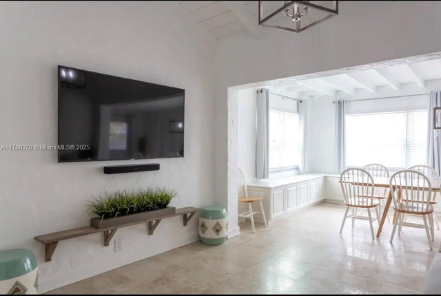 5 of 35 - 820 Ne 80th St, Miami, FL