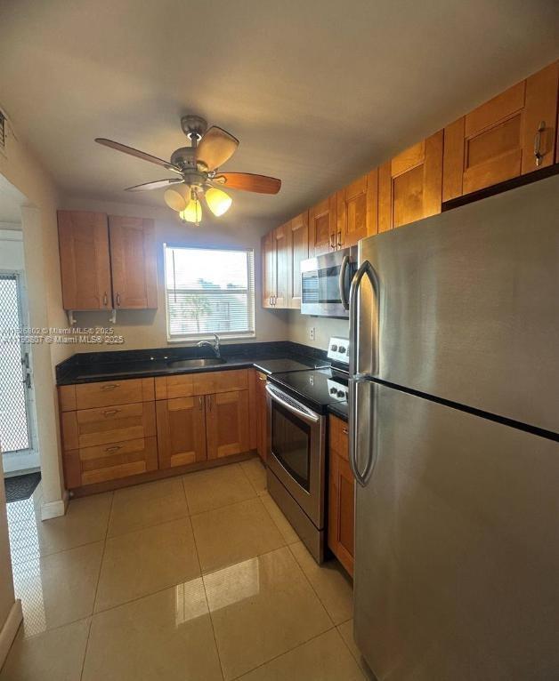 4 of 21 - 8400 Sunrise Lakes Blvd 310, Sunrise, FL