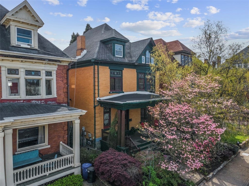 5646 Bryant Street, Highland Park