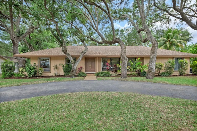 1 of 34 - 16745 Sw 74th Ct, Palmetto Bay, FL