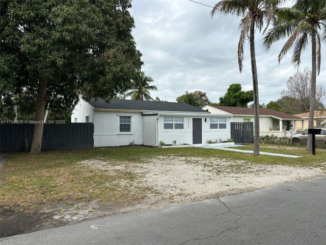 3 of 30 - 1421 Nw 1st Ave, Fort Lauderdale, FL