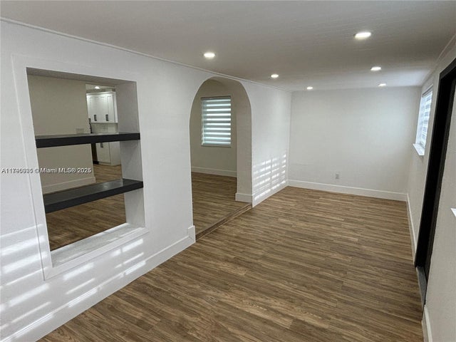 4 of 30 - 1421 Nw 1st Ave, Fort Lauderdale, FL