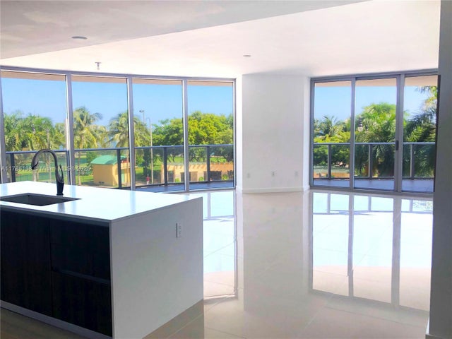 1 of 16 - 488 Ne 18th St 215, Miami, FL