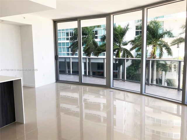 2 of 16 - 488 Ne 18th St 215, Miami, FL