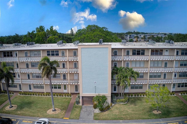 1 of 25 - 408 Southampton A 408, West Palm Beach, FL