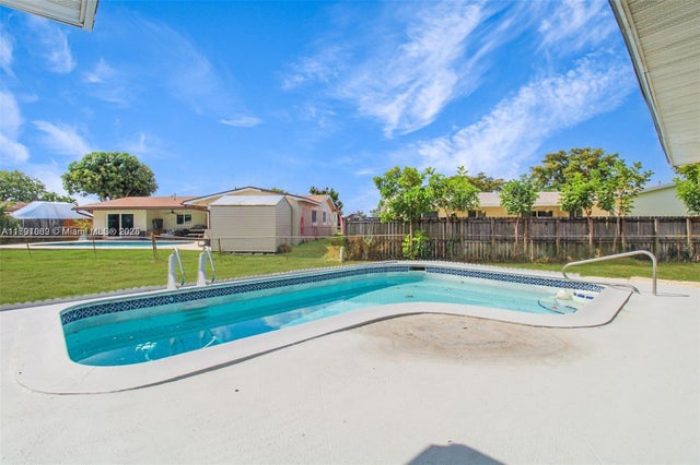 3 of 23 - 8441 Nw 18th St, Pembroke Pines, FL