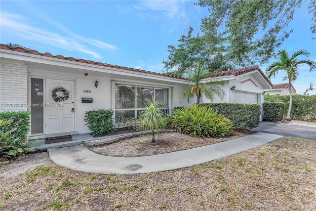 5 of 44 - 5220 Monroe St, Hollywood, FL