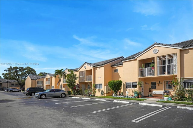 1 of 14 - 2700 Nw 25th Ave 605-6, Miami, FL