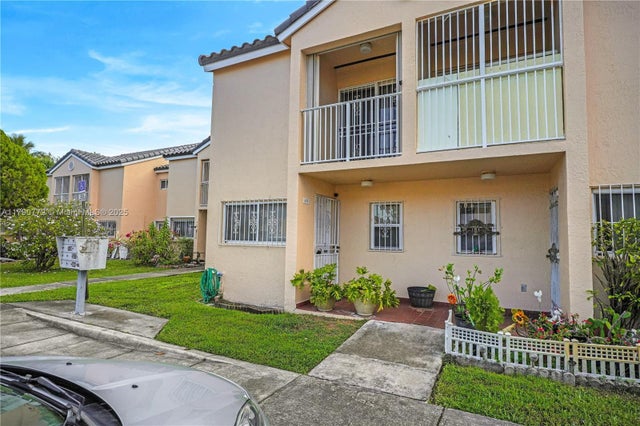 3 of 14 - 2700 Nw 25th Ave 605-6, Miami, FL