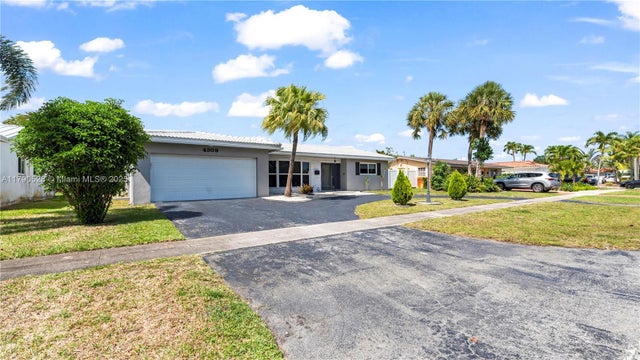 5 of 33 - 4309 Jackson St, Hollywood, FL