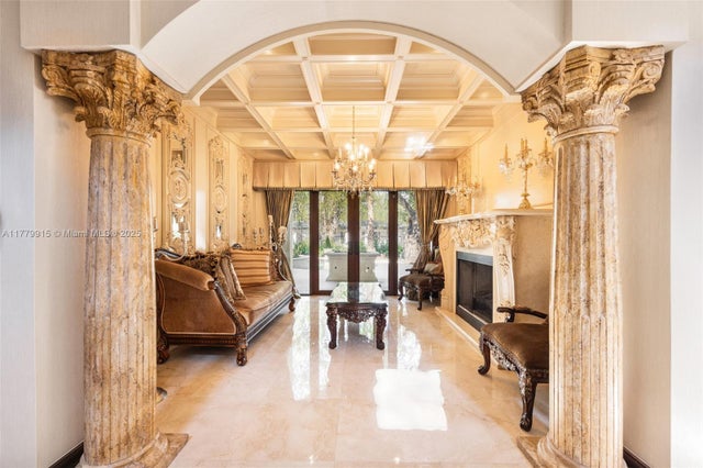 5 of 44 - 6016 Leonardo St, Coral Gables, FL