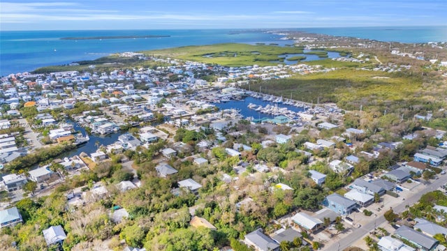 4 of 49 - 16 N Channel Dr, Key Largo, FL