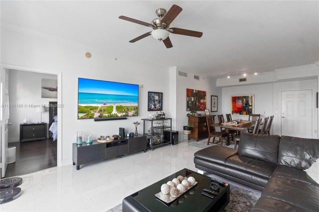 4 of 39 - 2401 Ne 65th St 603, Fort Lauderdale, FL