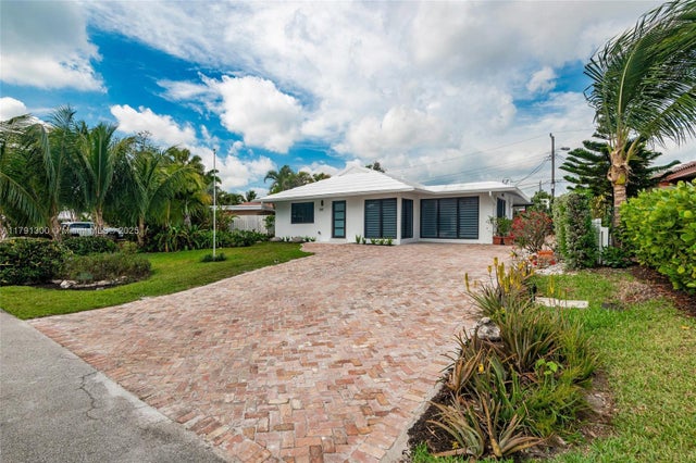 5 of 35 - 2005 Se 26th Ter, Fort Lauderdale, FL