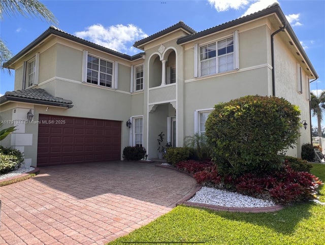 1 of 46 - 113 Bella Vista Way, Royal Palm Beach, FL