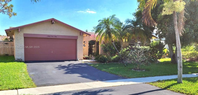 1 of 21 - 9360 Nw 42nd Ct, Sunrise, FL