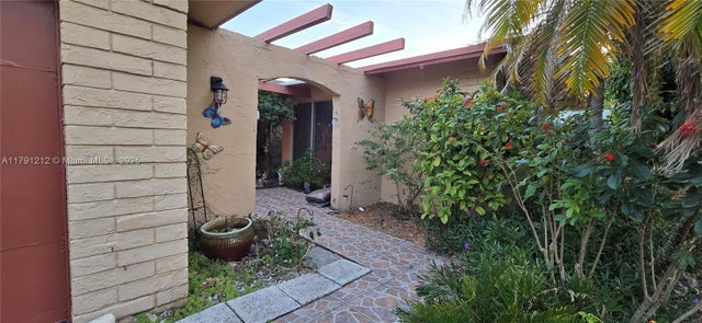 2 of 21 - 9360 Nw 42nd Ct, Sunrise, FL