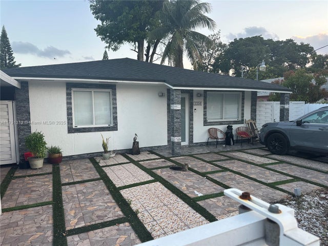 1 of 31 - 3354 Nw 50th St, Miami, FL