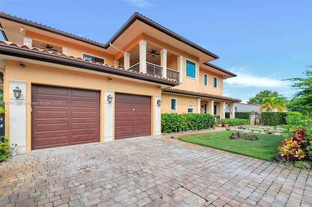 5 of 63 - 4251 Sw 11th St, Miami, FL