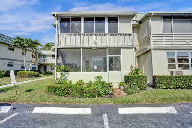 1 of 32 - 127 Monaco C C, Delray Beach, FL