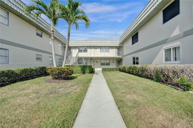 3 of 32 - 127 Monaco C C, Delray Beach, FL