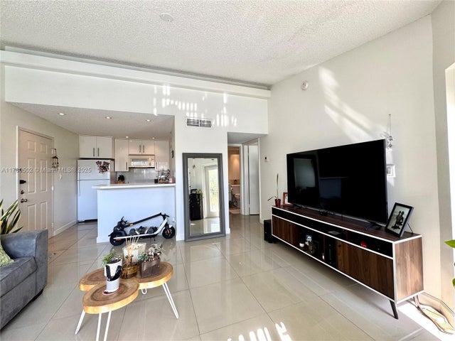 5 of 30 - 550 S Park Rd 36-8, Hollywood, FL
