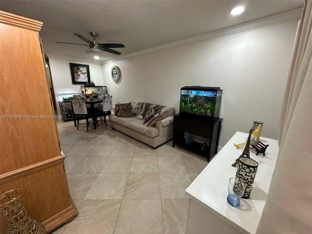 3 of 7 - 11537 Sw 6th St, Sweetwater, FL