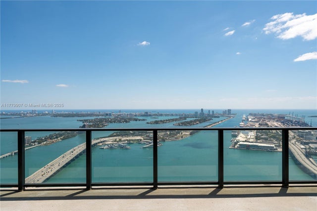 1 of 25 - 1000 Biscayne Blvd 5801, Miami, FL