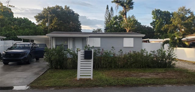 1 of 1 - 5721 Hope St, Hollywood, FL