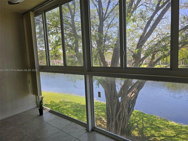 2 of 30 - 1103 Nw 58th Ter 321, Sunrise, FL